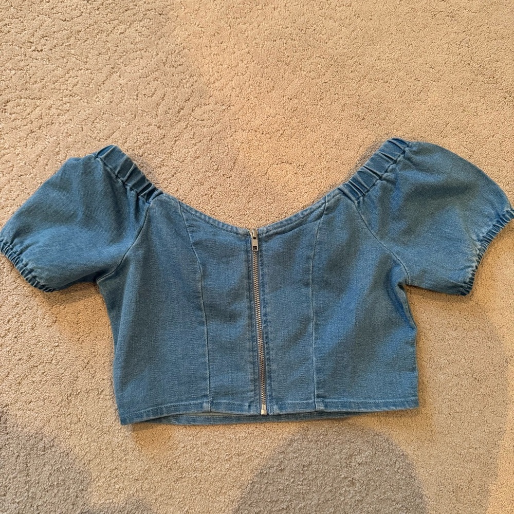 La Armario new Denim Off-Shoulder crop Top, size Small